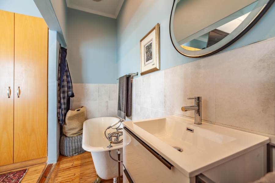 3 Bedroom Property for Sale in Woodstock Western Cape